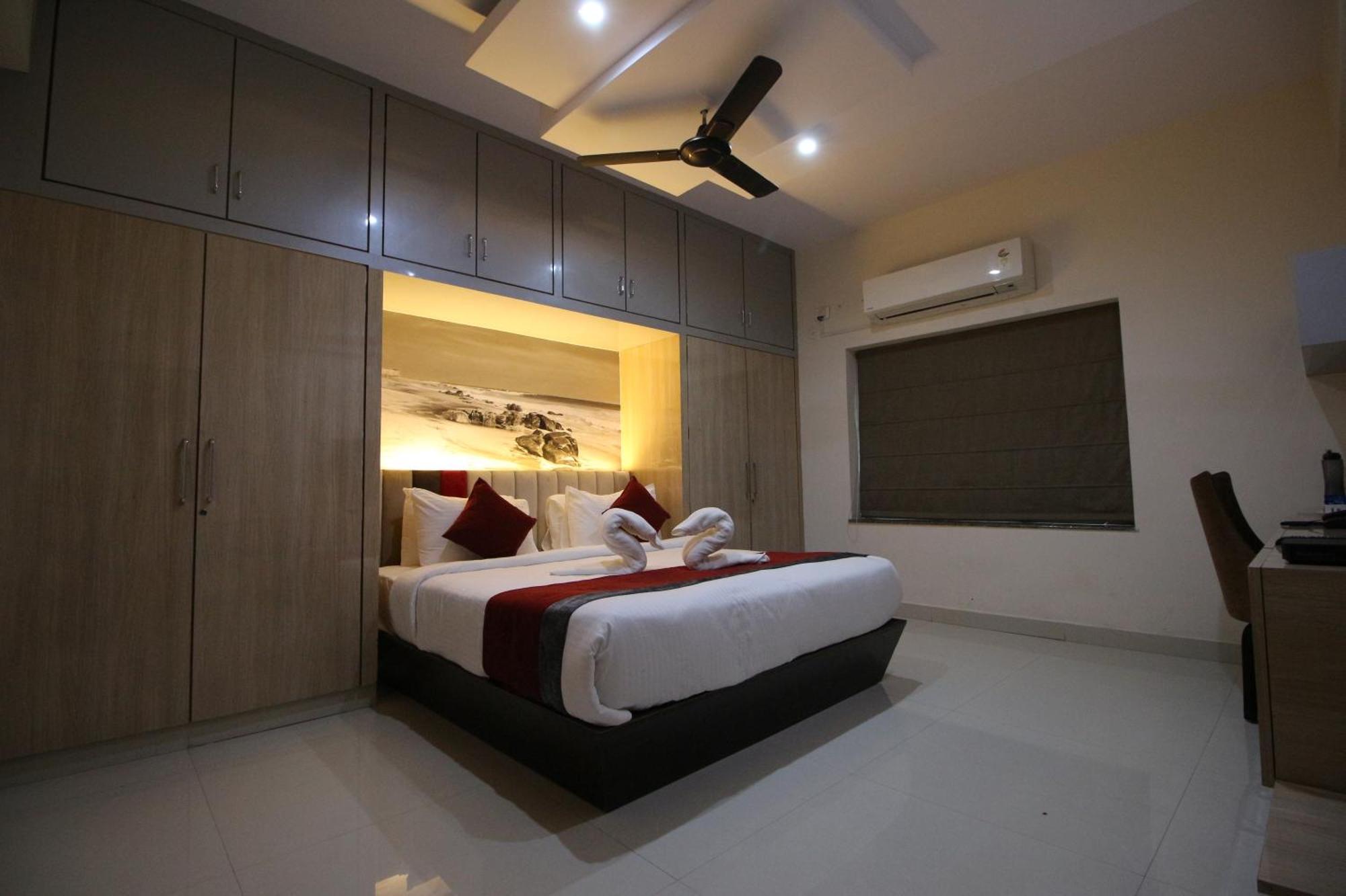 The Butterfly Luxury Serviced Apartments Visakhapatnam Zewnętrze zdjęcie