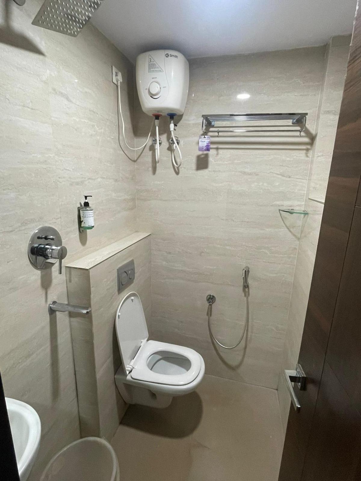 The Butterfly Luxury Serviced Apartments Visakhapatnam Zewnętrze zdjęcie